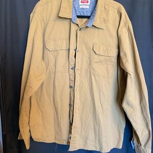 Men’s Tan Wrangler Work Shirt Size 2XL, EUC